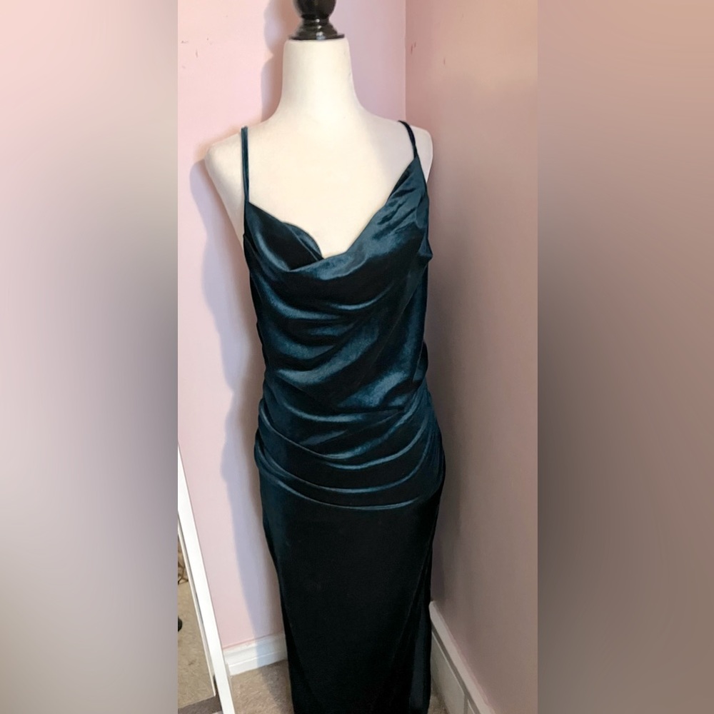 SHIEN - maxi green velvet dress